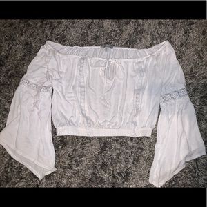 Off-shoulder festival crop top